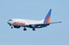 JET2HOL738GGDFF9.jpg